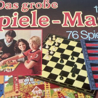 Die alte weisse Frau und die Spiele